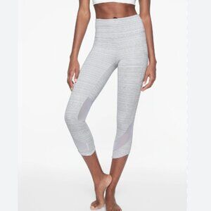 Athleta High Rise Jacquard Mesh Chat to Town Capri Leggings Gray/White Small